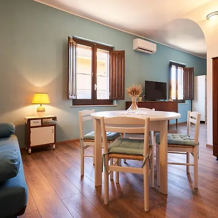 Couette-café Al Vicolo Vi 4*