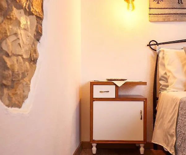 Al Vicolo Vi 住宿加早餐酒店 3*